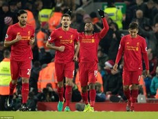 Liverpool lội ngược dòng đá bại Stoke City 4-1
