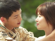 Xem Song Hye Kyo 'bén duyên' Song Joong Ki trong phim