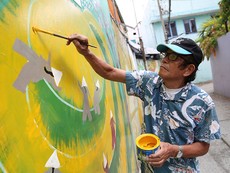 Người họa sĩ tài hoa biến tường bẩn thành kiệt tác
