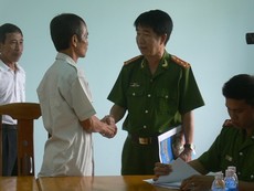 Clip: Ông Huỳnh Văn Nén chính thức được tự do