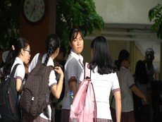 Thí sinh tự tin bước vào thi môn văn