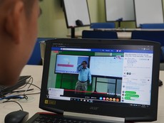 Trường đại học đẩy mạnh tư vấn tuyển sinh online mùa dịch