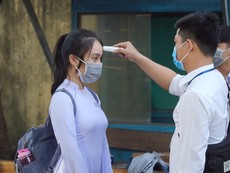 Đà Nẵng: Học sinh đi học trở lại sau kỳ nghỉ dài