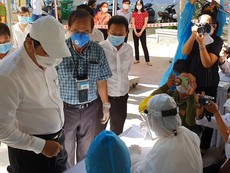 Đà Nẵng tăng tốc xét nghiệm nhóm, truy lùng COVID-19