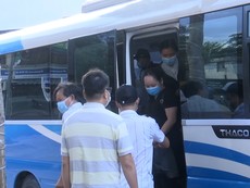 Y bác sĩ Thừa Thiên- Huế đã tới Đà Nẵng cùng chống dịch