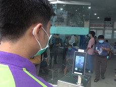 Tặng trạm kiểm soát thân nhiệt tự động cho BV Bình Dân