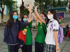 Kết thúc kì thi THPT: Thí sinh nói gì?