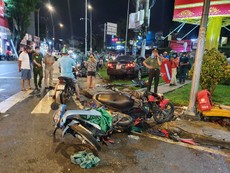 Nhân chứng kể giây phút ô tô lao thẳng đoàn người chờ đèn đỏ