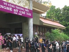 Video: Việt Hương nói về việc đưa thi hài NS Chí Tài về Mỹ