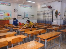 Video: Trường học tất bật đón học sinh đi học trở lại