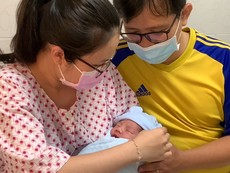 Video: Ngày đặc biệt của vợ chồng bác sĩ trẻ