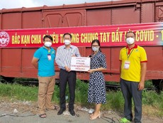 Video: Người dân tỉnh Bắc Kạn gửi tặng TP.HCM 180 tấn hàng hoá