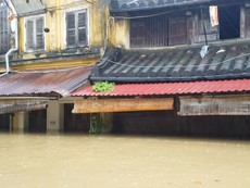 Ngập nặng ở Hội An: Lũ lớn nhất trong lịch sử
