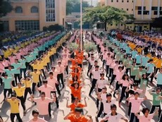 Tập thể dục giữa giờ siêu dễ thương trong Ngày thứ Sáu vui vẻ