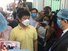 Video: Bệnh nhân nhiễm nCoV đầu tiên tại Việt Nam xuất viện