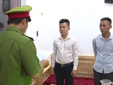 Khởi tố, bắt giam đối tượng cầm đầu đường dây ‘tín dụng đen’