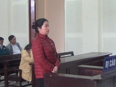 Bà bán cháu qua Trung Quốc để lấy 5 triệu tiền công