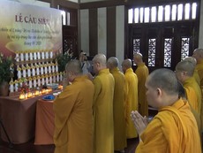 Video: Cầu siêu cho 35 chiến sĩ hy sinh khi giúp dân trong lũ