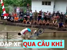 Thử thách xe đạp qua cầu khỉ, không dễ ăn đâu!