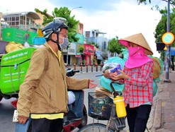 4 góp ý để hỗ trợ người khó khăn vượt qua đại dịch 