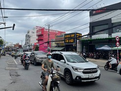 TP.HCM: Xe buýt, taxi, xe hợp đồng đã sẵn sàng chở khách