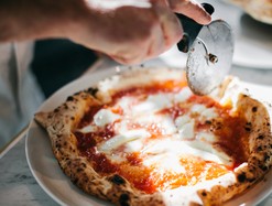 Người bị bệnh tiểu đường có thể ăn bánh pizza không?