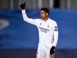Real Madrid giảm giá bán, MU tiến rất gần đến Varane