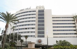 Du khách ngã lầu trúng người bên dưới khiến cả hai thiệt mạng