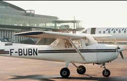 Xuất hiện 'mưa ma túy' sau khi máy bay chở hàng nóng gặp nạn