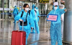 Đà Nẵng đón bà bầu, người trên 70 tuổi từ TP.HCM về bằng máy bay