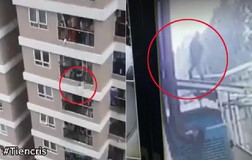 Bí thư, Chủ tịch Hà Nội khen, thưởng người cứu bé rơi lầu 13 