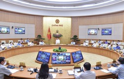 Thủ tướng kêu gọi người dân kiềm chế, không tự phát về quê