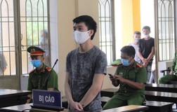 Đánh người thương tích 45% từ chuyện trêu cô gái thất tình trong quán nhậu