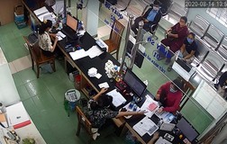 Làm bằng giả để đánh lừa gia đình, bị phường phát hiện