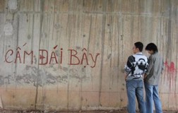 Lực lượng nào có thẩm quyền xử phạt tè bậy ngoài đường?