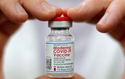 Moderna nghiên cứu kết hợp vaccine ngừa COVID-19 tăng cường và phòng cúm 