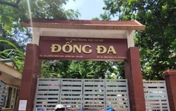 Học sinh lớp 8 rơi từ tầng 2 trong giờ ra chơi