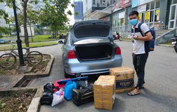 Giữ đồ, cho sinh viên ở miễn phí qua mùa dịch