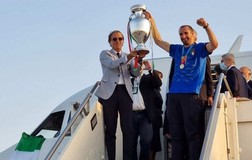 Tuyển Ý phục sinh sau 2 năm đen tối