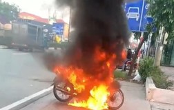 Đốt xe khi bị lập biên bản vi phạm Chỉ thị 16