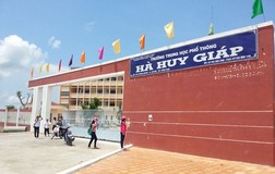 Cần Thơ: 1 nam sinh rơi từ lầu 3 của trường học tử vong