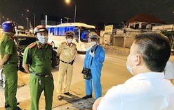 Tài xế bị xử phạt vì không giấy xét nghiệm, kéo dài thời gian xử lý