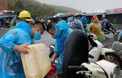 Nên cân nhắc việc xử phạt người dân tự ý về quê