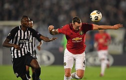 Paul Scholes chê bai cầu thủ MU thi đấu như những người xa lạ