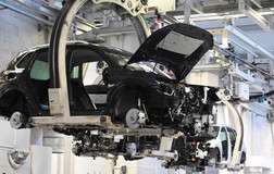 Toyota, Honda sắp tăng giá xe vì lý do này?