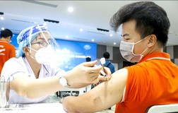 TP.HCM sắp nhận thêm 1 triệu liều vaccine AstraZeneca và Pfizer