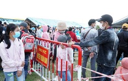 Công an Ninh Thuận thông tin việc phạt tiền người tự đi xe máy về quê