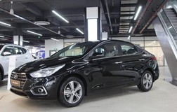 Ô tô mới ùn ùn ra mắt nhằm kích cầu doanh số dịp cuối năm