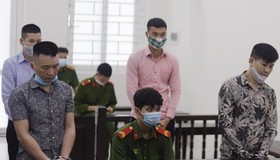 Chủ xe chém kẻ trộm bị 12 năm tù, kẻ trộm lãnh án treo 