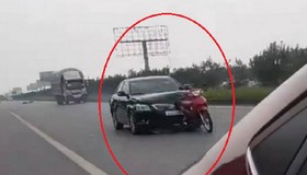 Ô tô tông chết người, kéo rê xe máy thêm 1 km